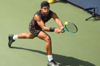 Guto Miguel supera drama e alcança semifinal juvenil no US Open