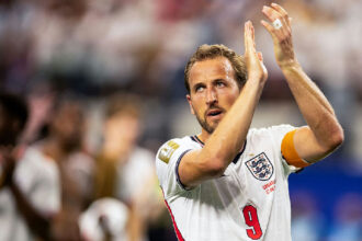 Harry Kane defende candidatura à Bola de Ouro após temporada de recordes
