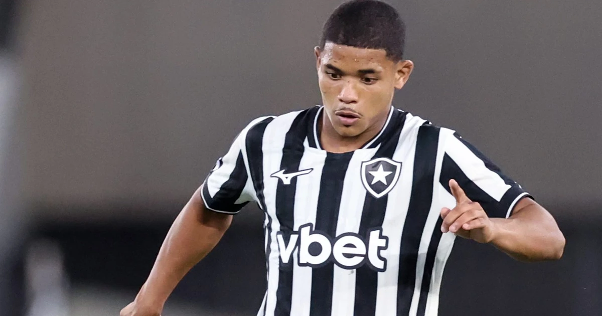 Huguinho ganha destaque após observação de Ancelotti no Nilton Santos