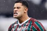 Hulk brilha em vitória do Fluminense sobre o Corinthians e cita guerra espiritual