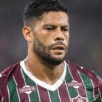 Hulk critica postura de árbitro em clássico e relata atrito com Canobbio