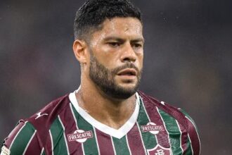 Hulk critica postura de árbitro em clássico e relata atrito com Canobbio