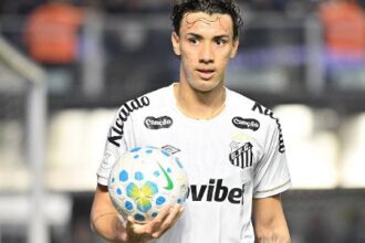 Internacional e Santos se enfrentam no Beira-rio pela 26ª rodada do Brasileirão