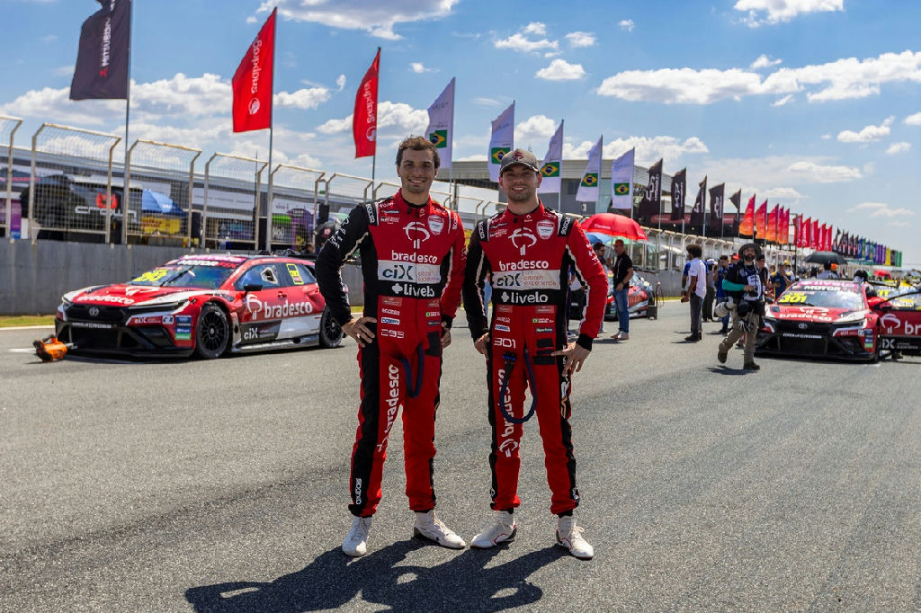 Irmãos Reis focam em estratégia para a estreia da Stock CAR Endurance em Brasília