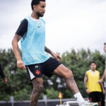 Jair avança em recuperação e projeta retorno ao time do Vasco