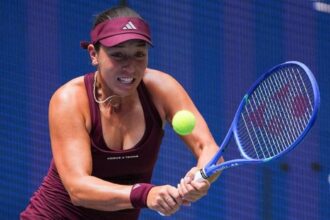 Jessica Pegula encerra temporada após desgaste físico e desiste de torneio em Cingapura