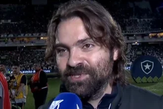 João Paulo Magalhães Lins celebra chegada de Hakim Ziyech ao Botafogo