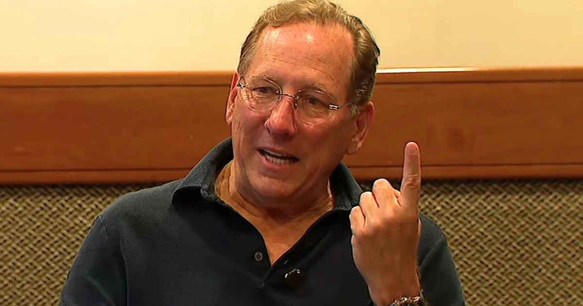 John Textor contesta Botafogo e intensifica críticas à gestão do clube social