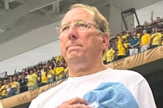 John Textor contesta valores e aponta dívida real de R$ 2 bilhões na SAF Botafogo