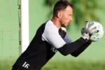 Juventus avalia contratação de Neto para suprir desfalque no gol