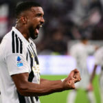 Juventus supera Atalanta com gol brasileiro antes da pausa no campeonato