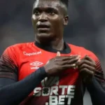 Kevin Viveros persegue recorde pessoal de gols pelo Athletico-pr