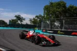 Leclerc avalia concorrência e mantém sigilo sobre motor da Ferrari para o GP do Azerbaijão