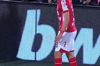 Léo Jardim brilha em Bogotá e garante empate do Vasco contra o Santa Fe