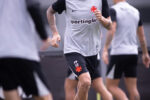Lescano ganha espaço no Vasco para duelo decisivo contra o Coritiba