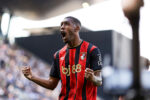 Liverpool planeja oferta milionária pelo atacante brasileiro Rayan
