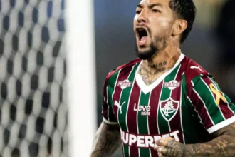 Lucho Acosta decide clássico e projeta virada de chave no Fluminense
