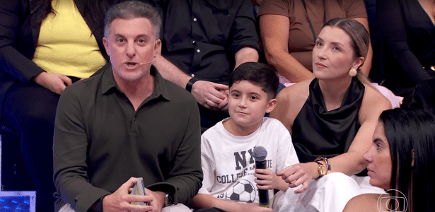 Luciano Huck defende paz nos estádios após caso de menino hostilizado