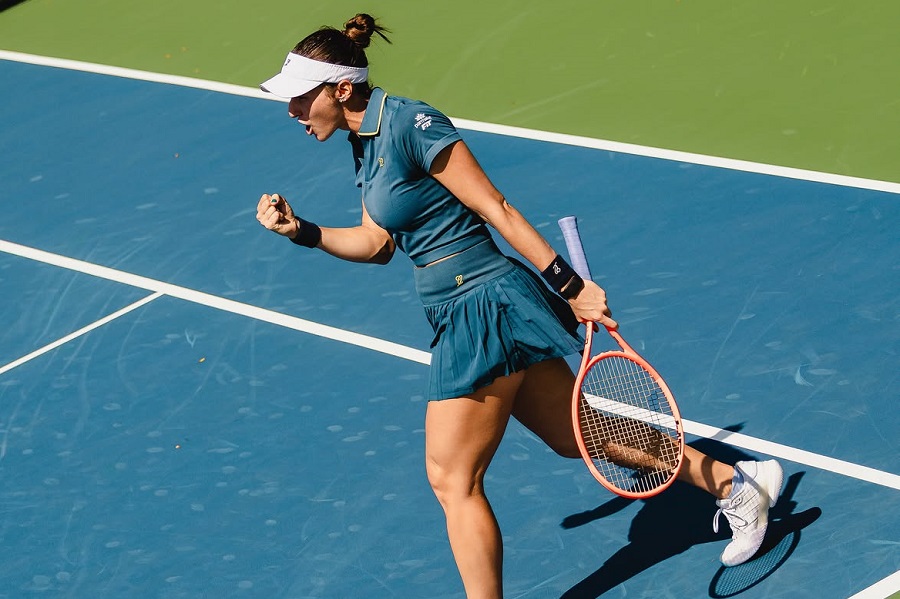 Luísa Stefani alcança 3º lugar no ranking mundial de duplas e celebra momento histórico