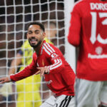 Manchester United domina Sabah e goleia na estreia da Champions League