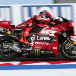 Marc Márquez supera Bezzecchi no último instante durante treino em Misano