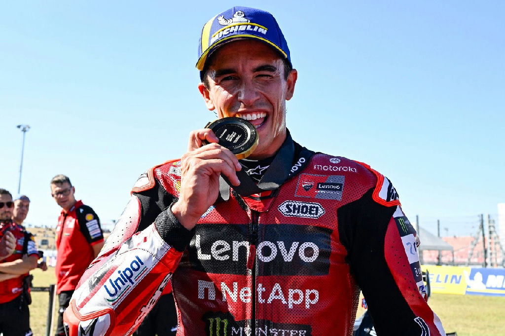 Marc Márquez triunfa em Misano e reduz distância para líder da Motogp