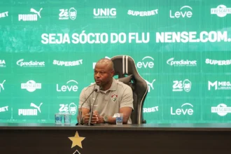 Marcão analisa derrota do Fluminense e explica estratégia tática na Arena MRV
