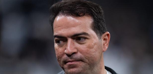 Marcelo Paz reafirma hierarquia e papel do presidente nas decisões do Corinthians