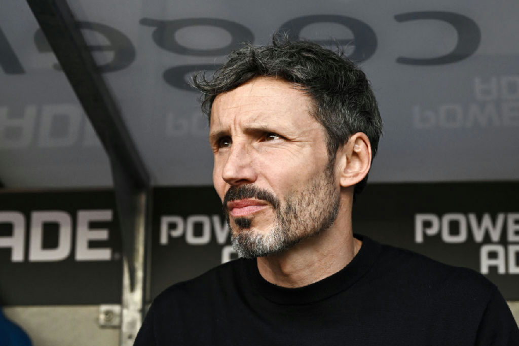 Mark van Bommel inicia trajetória na seleção da Bélgica com convocação para a Liga das Nações