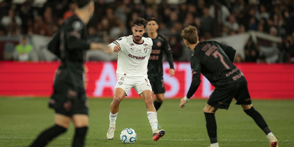 Martinelli é convocado por Ancelotti para amistosos da seleção brasileira na Ásia