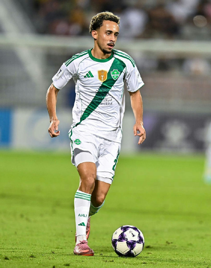 Matheus Gonçalves vive impasse no Al Ahli após negativa de transferência ao Vasco
