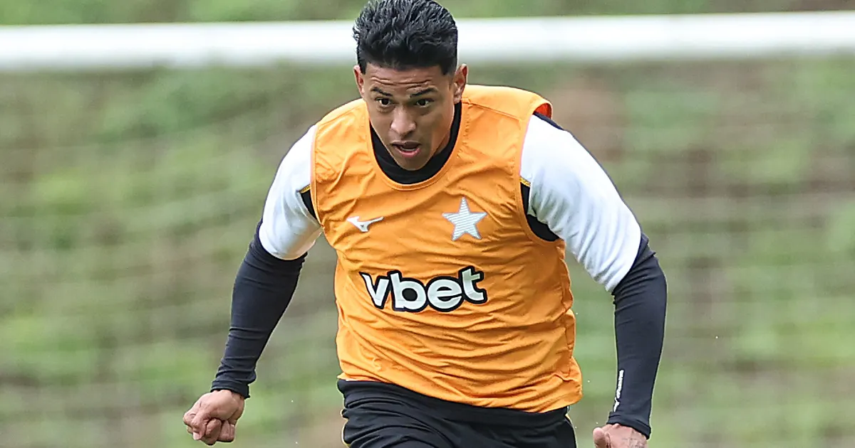 Matheus Martins entra na mira de clubes sauditas e futuro no Botafogo segue incerto