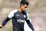 Matheus Martins retorna ao Botafogo após negociação frustrada com Dínamo Moscou