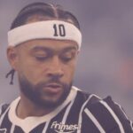 Memphis Depay cobra postura do elenco após derrota do Corinthians