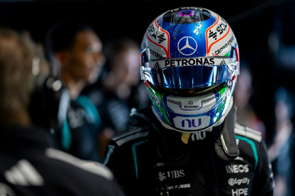 Mercedes usa 'código secreto' para impulsionar vitória de Antonelli no GP da Espanha