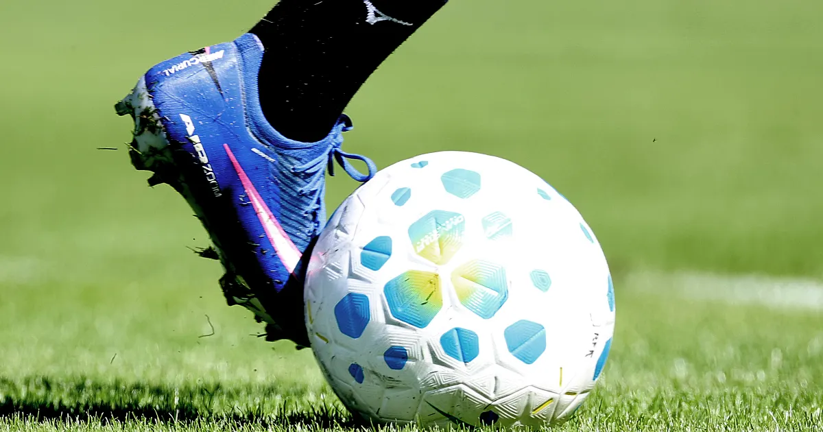 Ministério do Esporte convoca clubes para discutir futuro do futebol após veto às apostas