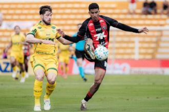 Mirassol busca empate heroico contra o Vitória após falhas de Alex Muralha