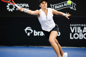 Nadia Podoroska e Kaitlin Quevedo disputam a final do SP Open 2026 neste domingo no Villa Lobos