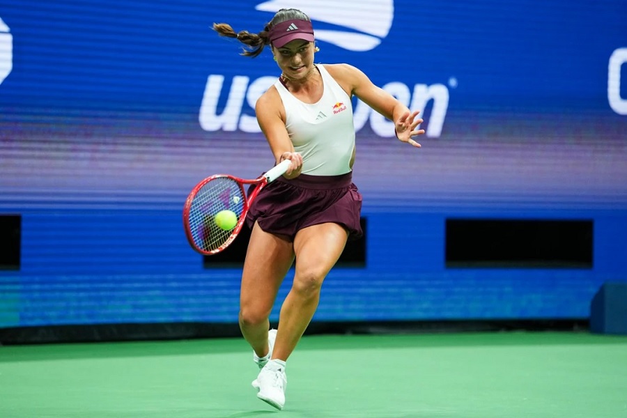 Naomi Osaka e Iva Jovic superam batalhas épicas e avançam no US Open