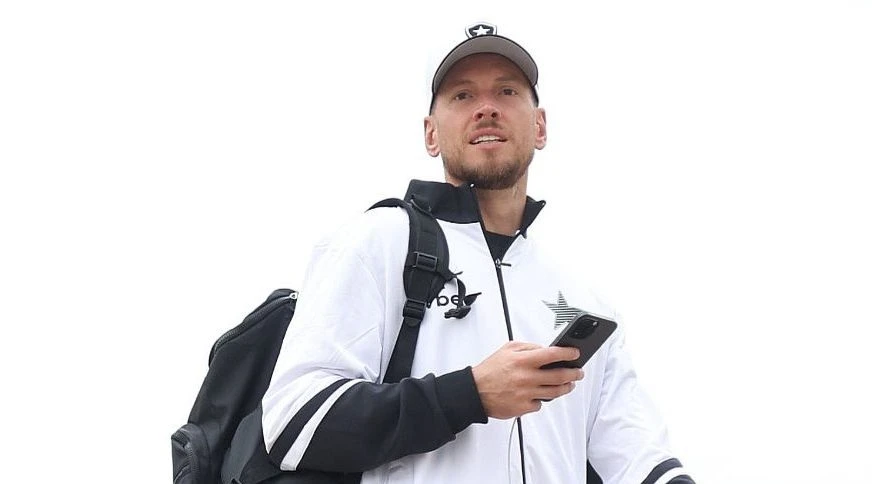 Neto encaminha retorno à Juventus após passagem pelo Botafogo