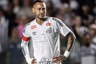 Neymar sofre lesão muscular e preocupa departamento médico do Santos