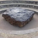 O mistério do meteorito Hoba: por que o maior fragmento espacial da Terra não criou uma cratera
