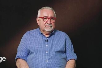 Paulo Angioni é velado nas Laranjeiras em cerimônia marcada por forte comoção