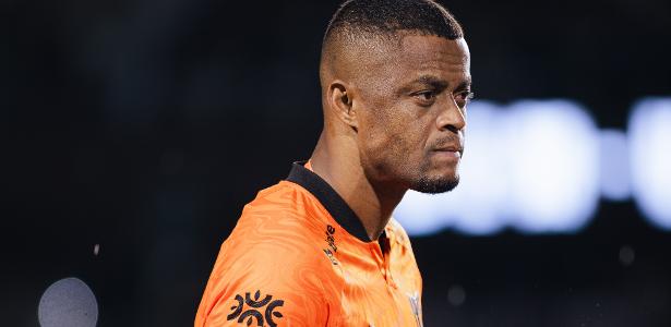 Paulo Vítor minimiza atrito com presidente do Atlético-go após vitória no clássico