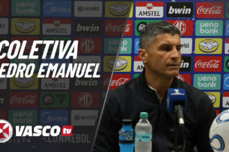 Pedro Emanuel analisa empate do Vasco contra o Santa Fe em coletiva