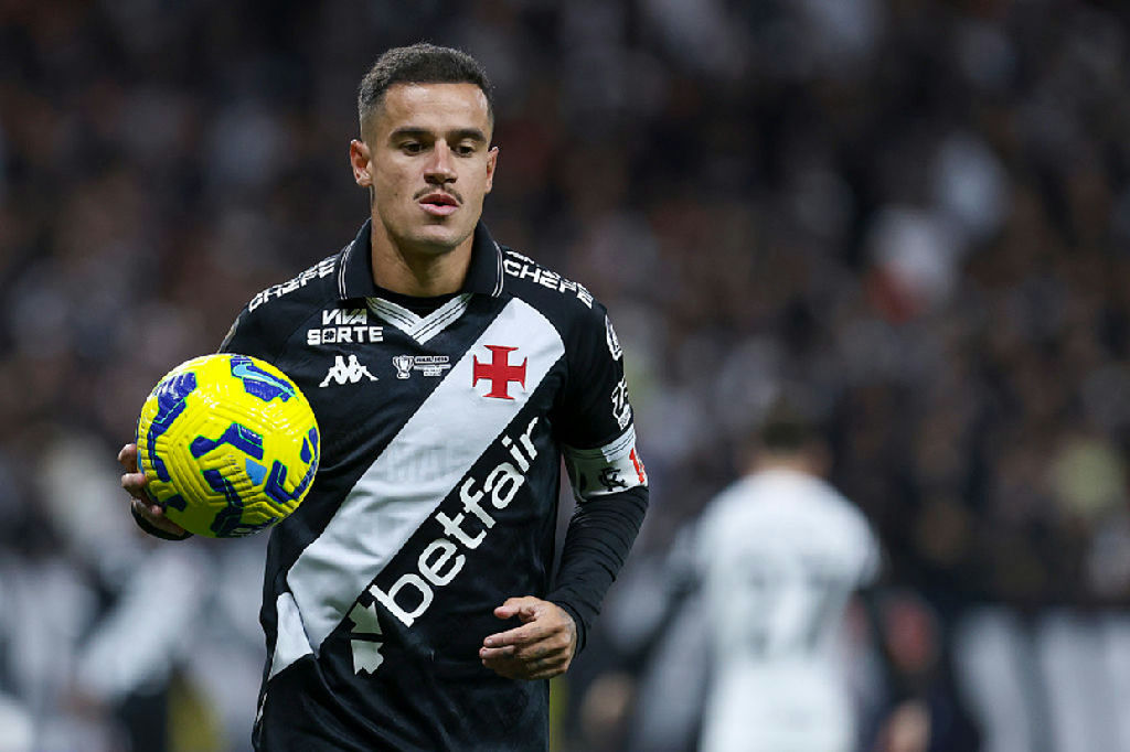 Philippe Coutinho realiza exames médicos e encaminha acerto com o Santos