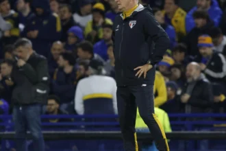 Poupar titulares? Dorival Júnior revela planos do São Paulo para sequência de clássico e Sul-americana
