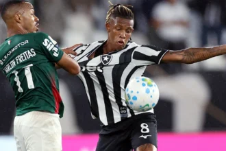 Presença de Carlo Ancelotti em Botafogo e Palmeiras movimenta bastidores do futebol