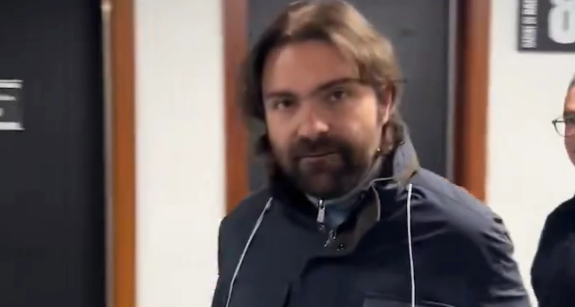 Presidente do Botafogo admite vazamento de áudio para proteger profissional