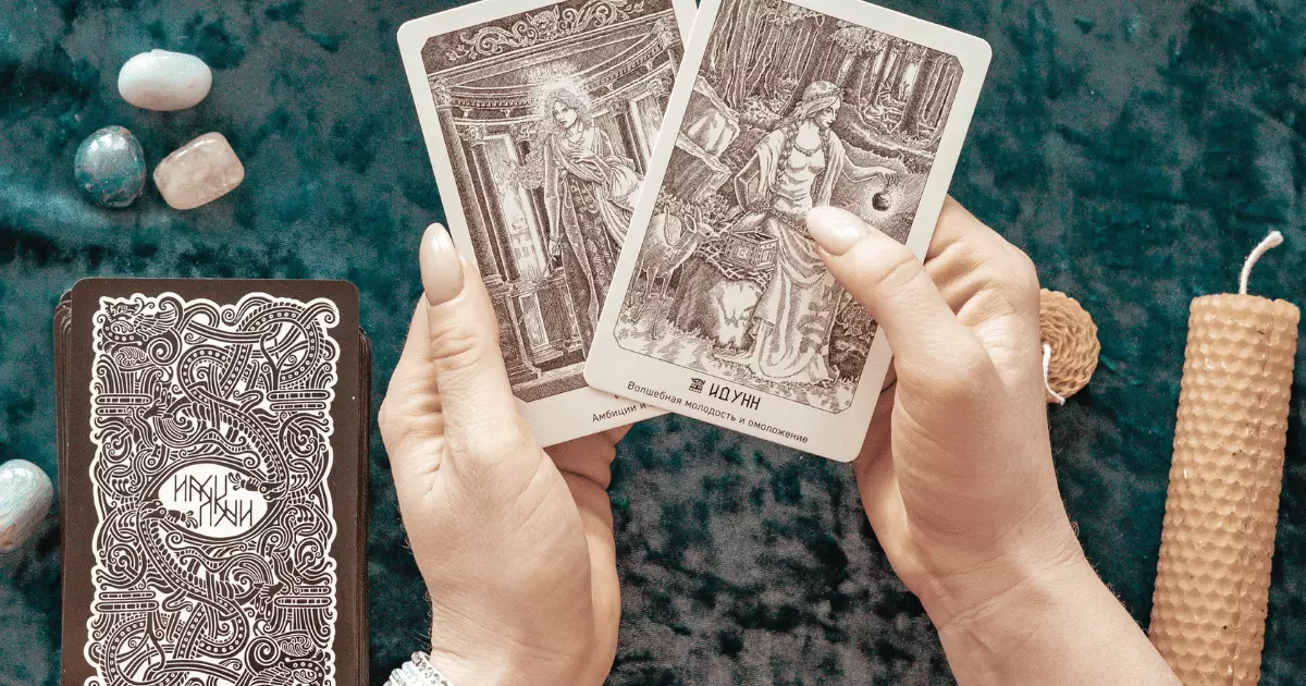 Previsões do tarot para os signos: decisões e renovação marcam o dia 27 de setembro